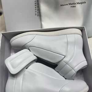 Maison Margiela Men’s White Trainers